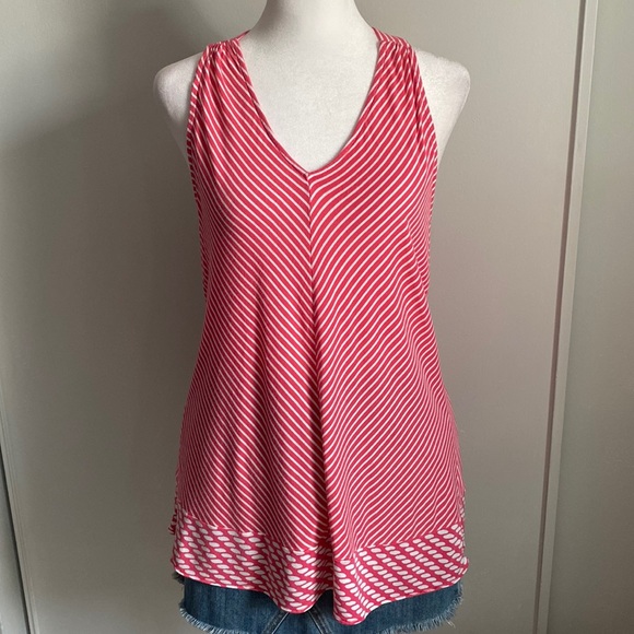 Banana Republic 2-Piece Summer Ready Tank Top Bundle Size Medium - Picture 2 of 13